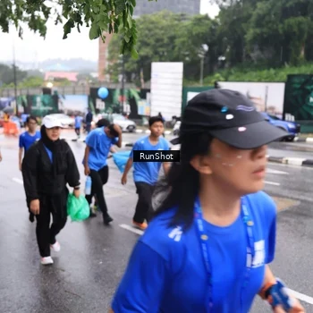 Runner Photo 7934752