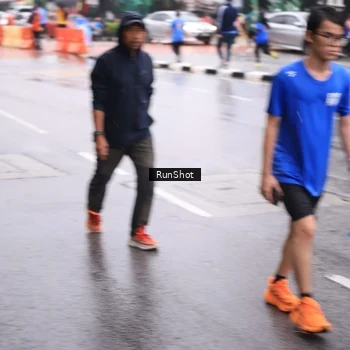 Runner Photo 7934775