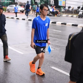 Runner Photo 7934777