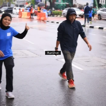 Runner Photo 7934781