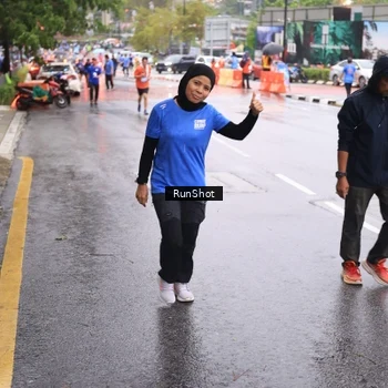 Runner Photo 7934782
