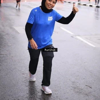 Runner Photo 7934794