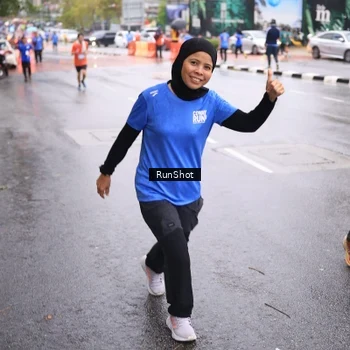 Runner Photo 7934799