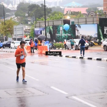 Runner Photo 7934802