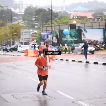 Runner Photo 7934813