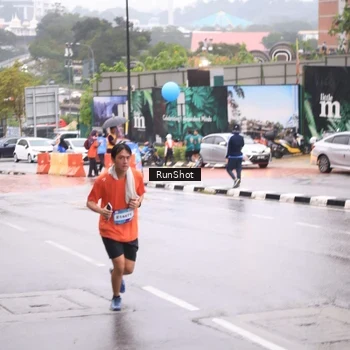 Runner Photo 7934818