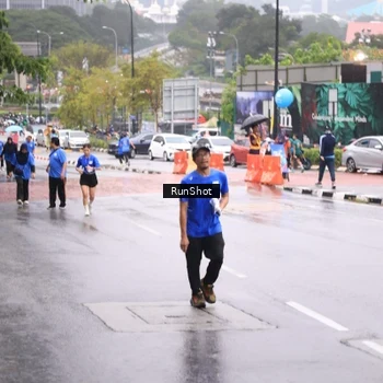 Runner Photo 7934830