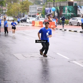 Runner Photo 7934832