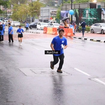 Runner Photo 7934834