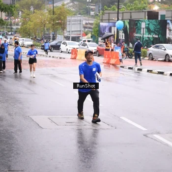 Runner Photo 7934835
