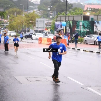Runner Photo 7934836