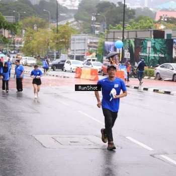 Runner Photo 7934839