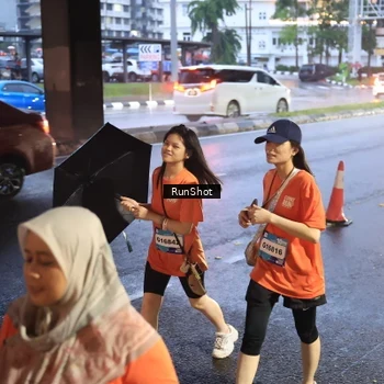 Runner Photo 7934842