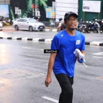 Runner Photo 7934843