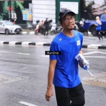 Runner Photo 7934846