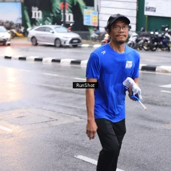 Runner Photo 7934848