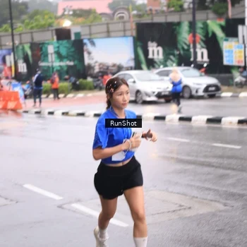 Runner Photo 7934850