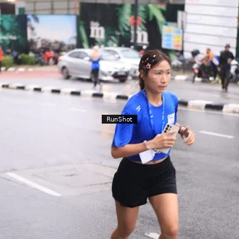 Runner Photo 7934857
