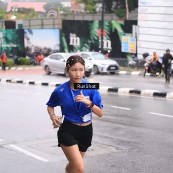 Runner Photo 7934858