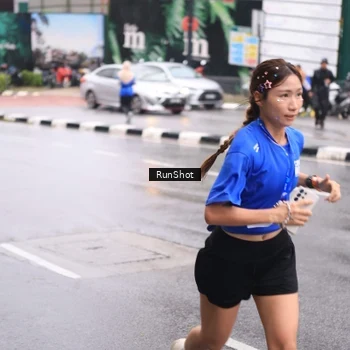Runner Photo 7934860