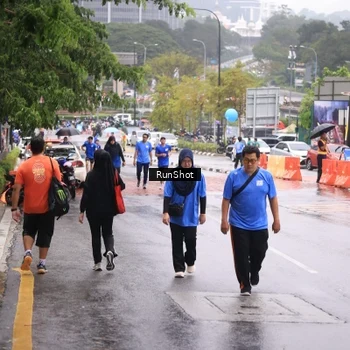 Runner Photo 7934872