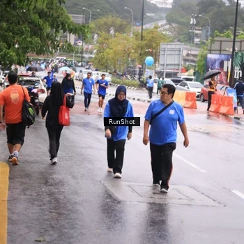 Runner Photo 7934877