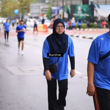 Runner Photo 7934905