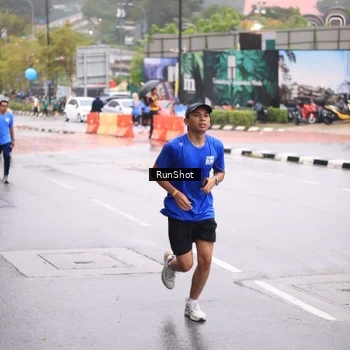 Runner Photo 7934908