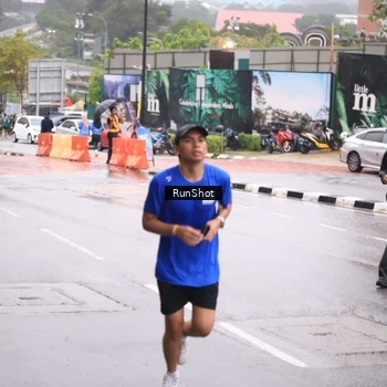 Runner Photo 7934913