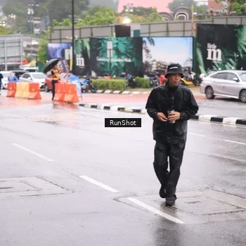 Runner Photo 7934923