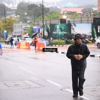 Runner Photo 7934935
