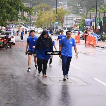Runner Photo 7934958