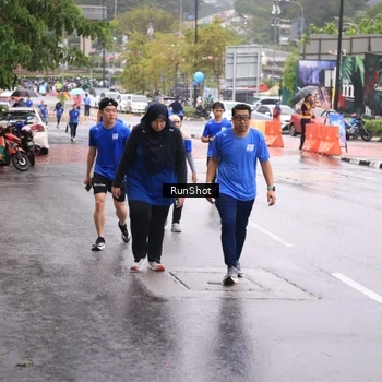 Runner Photo 7934960