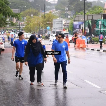 Runner Photo 7934968