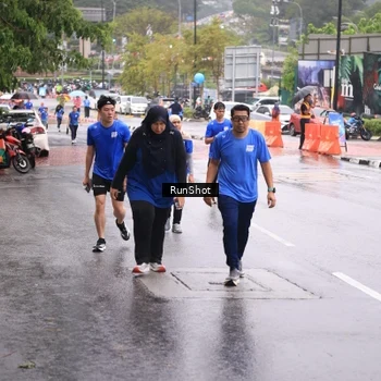 Runner Photo 7934975