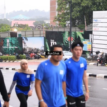 Runner Photo 7934991