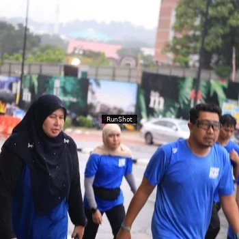 Runner Photo 7934992