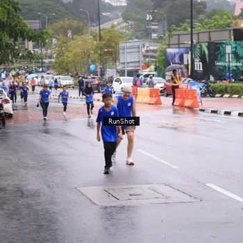 Runner Photo 7935000