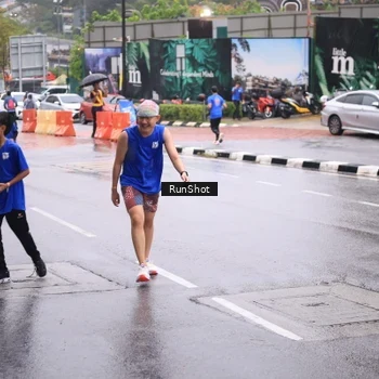 Runner Photo 7935022