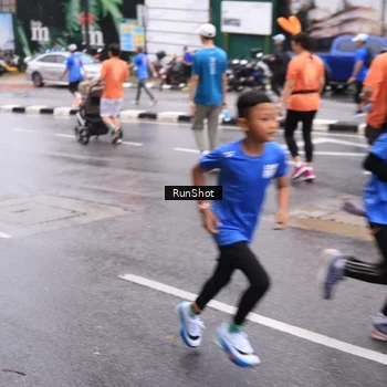 Runner Photo 7935067