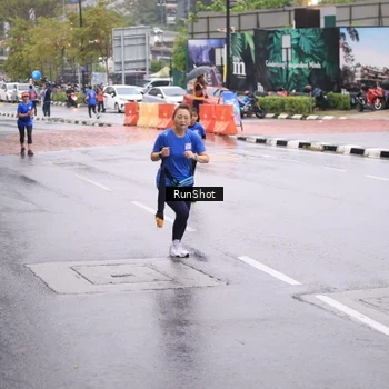 Runner Photo 7935087