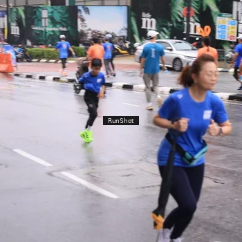 Runner Photo 7935114