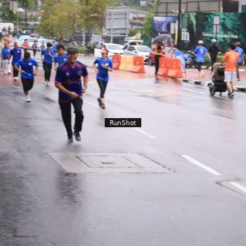 Runner Photo 7935131