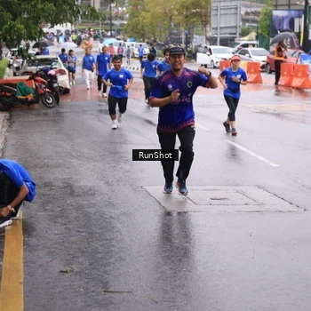 Runner Photo 7935154
