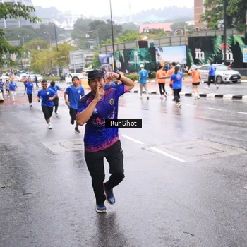 Runner Photo 7935160