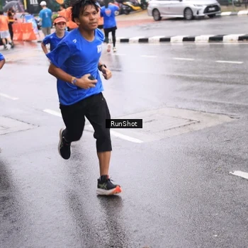 Runner Photo 7935183