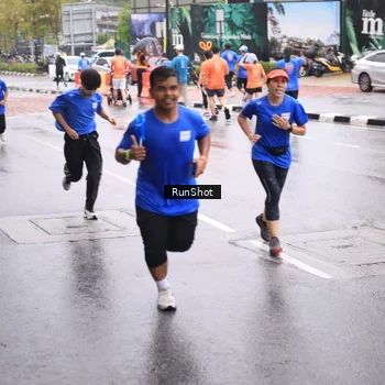 Runner Photo 7935194
