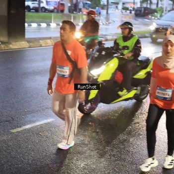 Runner Photo 7935196