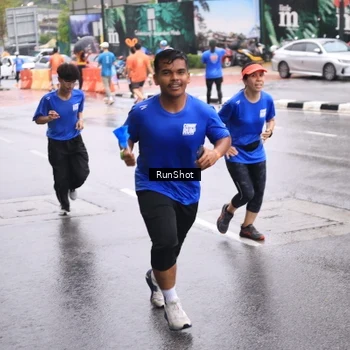 Runner Photo 7935199