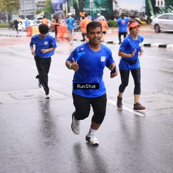 Runner Photo 7935204